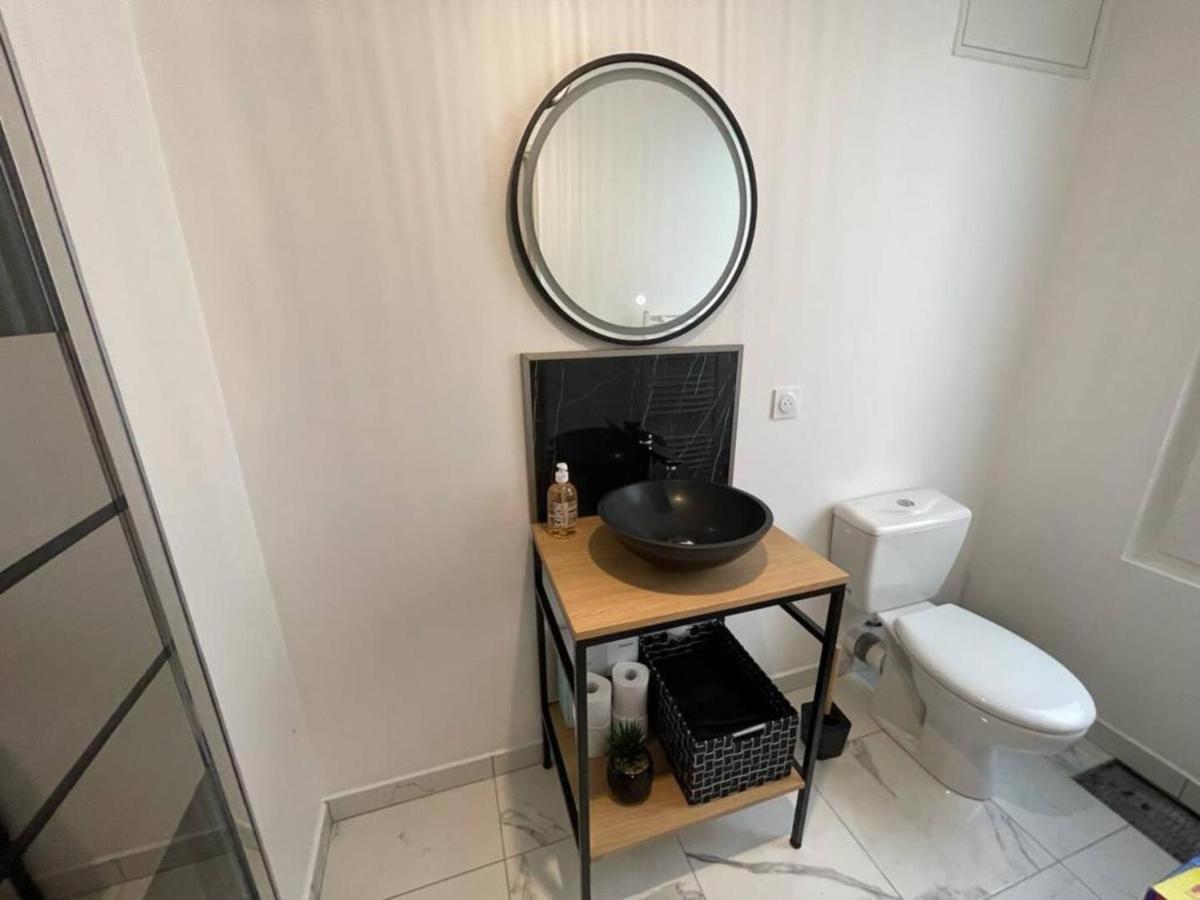 Le Dolce Vita - Centre Historique, Proche Toutes Commodites, Stationnement Aise, Wifi-Netflix Niort Exterior foto